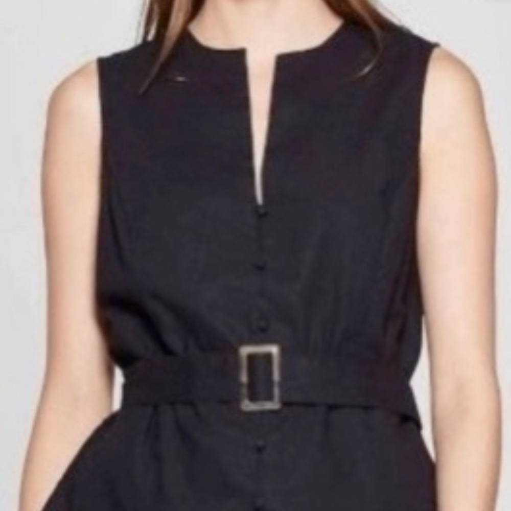 Who What Wear Black Sleeveless Top